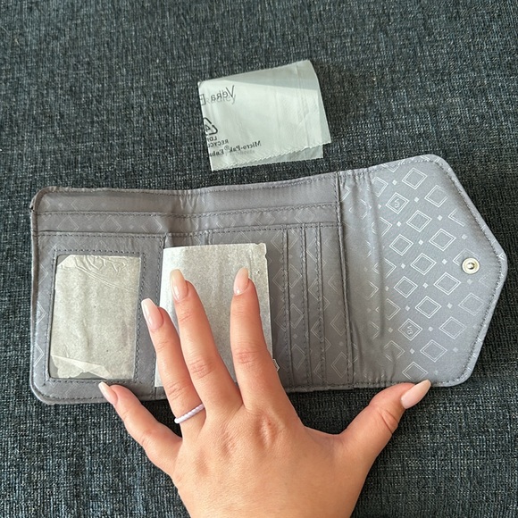 Vera Bradley Women’s RFID Mini Trifold Wallet in Moon Shadow Meadow - Picture 2 of 8